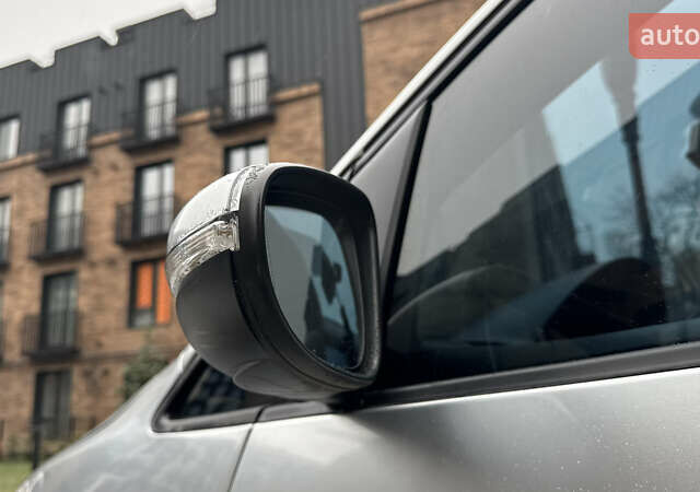 Сірий Фольксваген Туран, об'ємом двигуна 1.97 л та пробігом 200 тис. км за 11950 $, фото 54 на Automoto.ua