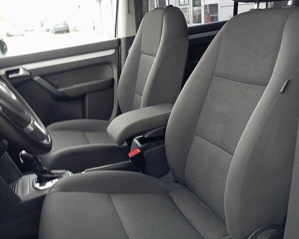 Серый Фольксваген Туран, объемом двигателя 1.39 л и пробегом 169 тыс. км за 11200 $, фото 11 на Automoto.ua