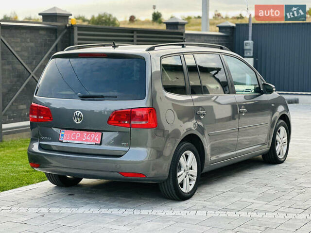 Серый Фольксваген Туран, объемом двигателя 1.6 л и пробегом 232 тыс. км за 11250 $, фото 10 на Automoto.ua