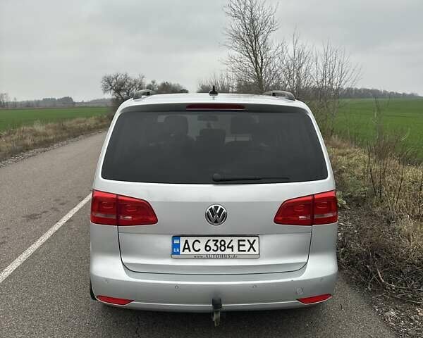 Сірий Фольксваген Туран, об'ємом двигуна 1.97 л та пробігом 318 тис. км за 9500 $, фото 5 на Automoto.ua