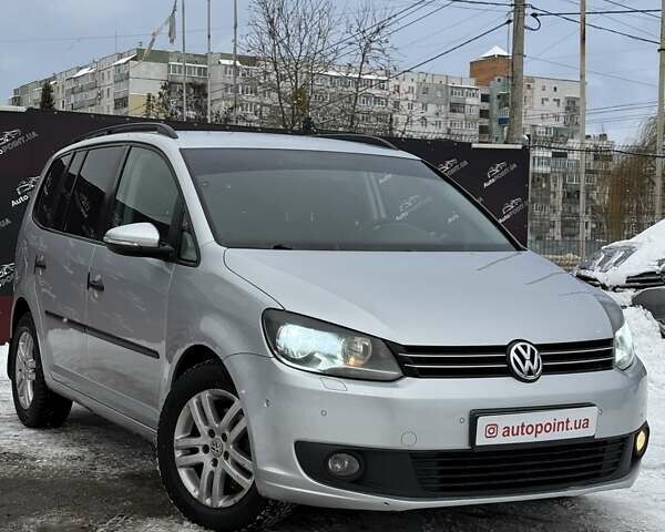 Сірий Фольксваген Туран, об'ємом двигуна 1.97 л та пробігом 304 тис. км за 10300 $, фото 2 на Automoto.ua