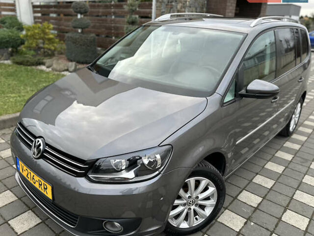 Сірий Фольксваген Туран, об'ємом двигуна 2 л та пробігом 224 тис. км за 12199 $, фото 85 на Automoto.ua