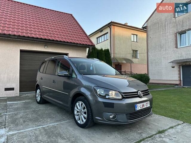Сірий Фольксваген Туран, об'ємом двигуна 1.6 л та пробігом 232 тис. км за 11490 $, фото 4 на Automoto.ua