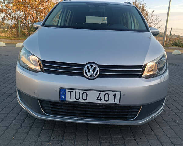 Сірий Фольксваген Туран, об'ємом двигуна 1.6 л та пробігом 271 тис. км за 9750 $, фото 2 на Automoto.ua