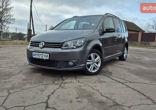 Серый Фольксваген Туран, объемом двигателя 1.6 л и пробегом 256 тыс. км за 8900 $, фото 13 на Automoto.ua