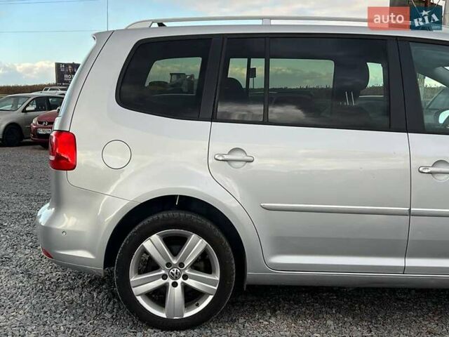 Сірий Фольксваген Туран, об'ємом двигуна 1.6 л та пробігом 269 тис. км за 10990 $, фото 8 на Automoto.ua