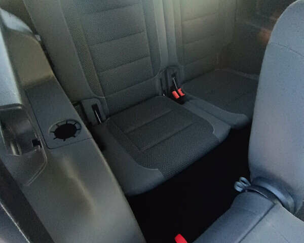 Сірий Фольксваген Туран, об'ємом двигуна 1.6 л та пробігом 271 тис. км за 9750 $, фото 30 на Automoto.ua