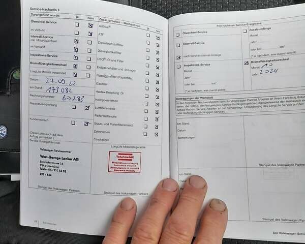 Серый Фольксваген Туран, объемом двигателя 1.39 л и пробегом 208 тыс. км за 8700 $, фото 26 на Automoto.ua