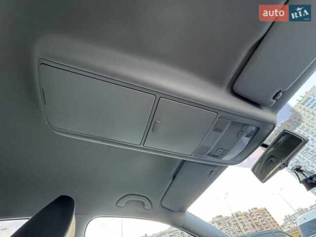 Сірий Фольксваген Туран, об'ємом двигуна 1.39 л та пробігом 206 тис. км за 10500 $, фото 10 на Automoto.ua