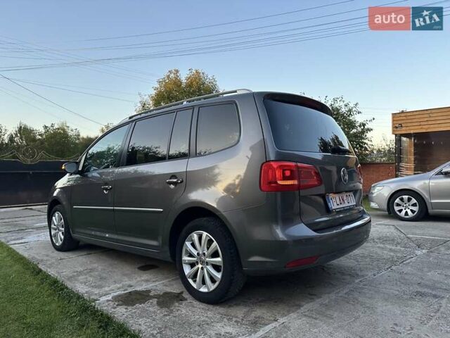 Сірий Фольксваген Туран, об'ємом двигуна 1.6 л та пробігом 232 тис. км за 11490 $, фото 21 на Automoto.ua