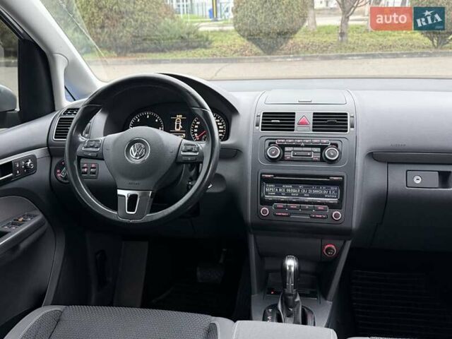 Сірий Фольксваген Туран, об'ємом двигуна 1.97 л та пробігом 319 тис. км за 10300 $, фото 13 на Automoto.ua