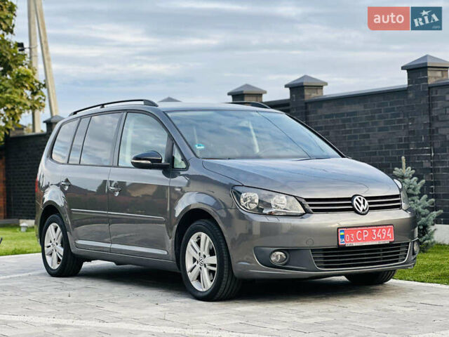 Серый Фольксваген Туран, объемом двигателя 1.6 л и пробегом 232 тыс. км за 11250 $, фото 12 на Automoto.ua