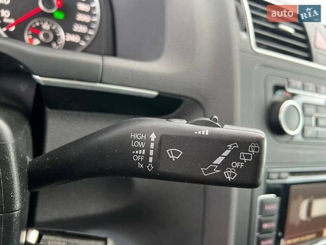 Сірий Фольксваген Туран, об'ємом двигуна 1.6 л та пробігом 269 тис. км за 10990 $, фото 24 на Automoto.ua