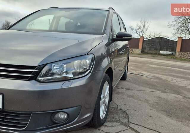 Серый Фольксваген Туран, объемом двигателя 1.6 л и пробегом 256 тыс. км за 8900 $, фото 21 на Automoto.ua