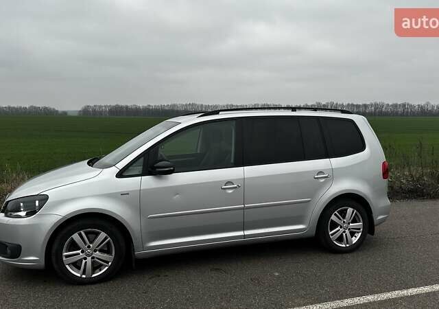 Сірий Фольксваген Туран, об'ємом двигуна 1.97 л та пробігом 318 тис. км за 9500 $, фото 7 на Automoto.ua