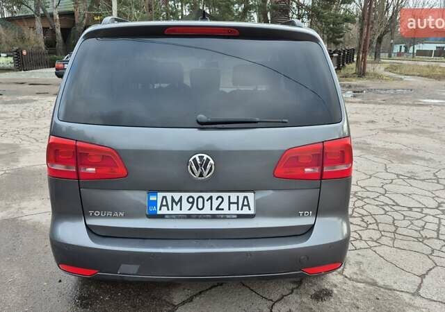 Серый Фольксваген Туран, объемом двигателя 1.6 л и пробегом 256 тыс. км за 8900 $, фото 20 на Automoto.ua