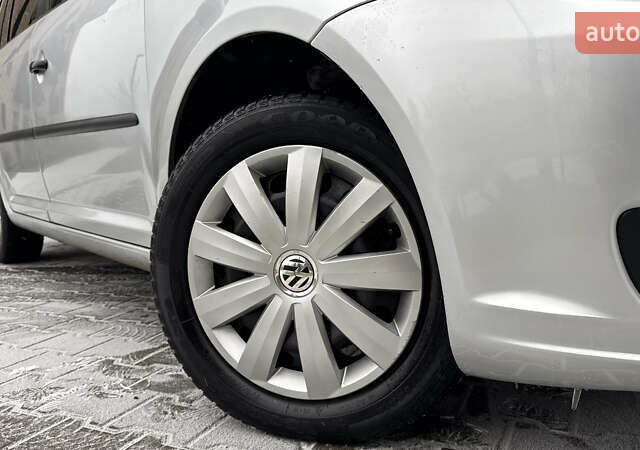 Сірий Фольксваген Туран, об'ємом двигуна 1.97 л та пробігом 200 тис. км за 11950 $, фото 5 на Automoto.ua