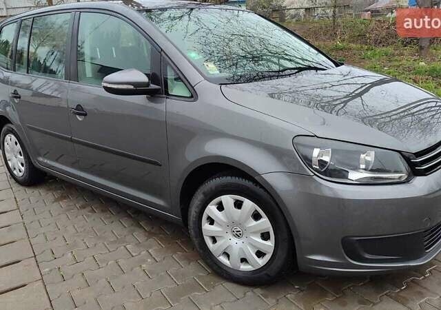 Серый Фольксваген Туран, объемом двигателя 1.6 л и пробегом 315 тыс. км за 10700 $, фото 17 на Automoto.ua