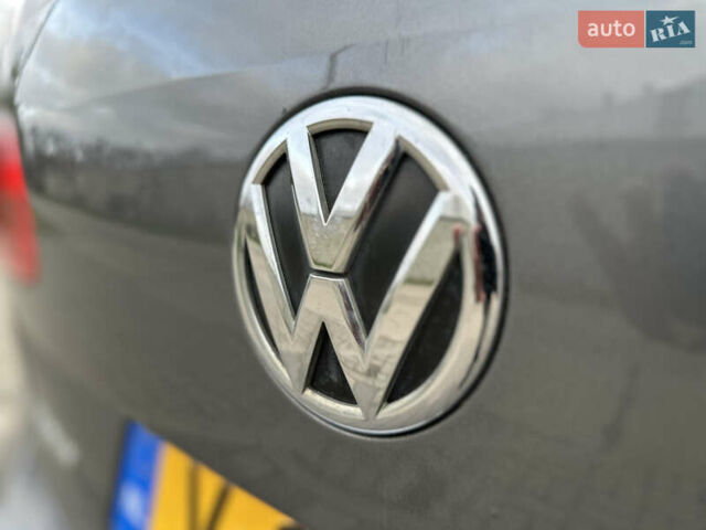 Сірий Фольксваген Туран, об'ємом двигуна 2 л та пробігом 224 тис. км за 12199 $, фото 69 на Automoto.ua