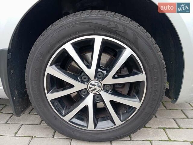 Серый Фольксваген Туран, объемом двигателя 1.39 л и пробегом 169 тыс. км за 11200 $, фото 32 на Automoto.ua