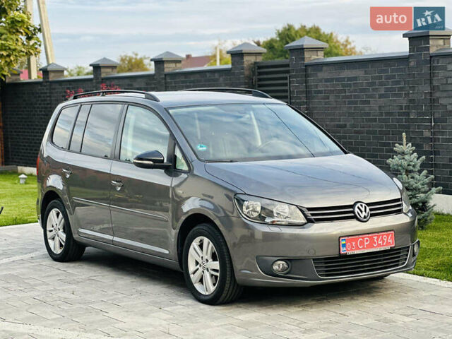 Серый Фольксваген Туран, объемом двигателя 1.6 л и пробегом 232 тыс. км за 11250 $, фото 11 на Automoto.ua