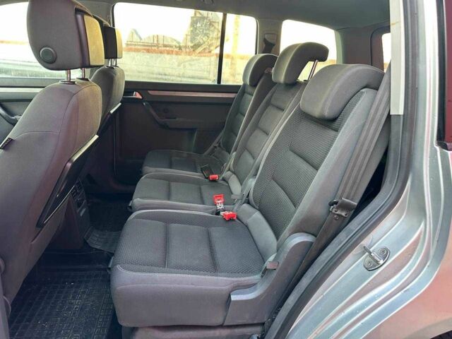 Серый Фольксваген Туран, объемом двигателя 0 л и пробегом 287 тыс. км за 8790 $, фото 9 на Automoto.ua