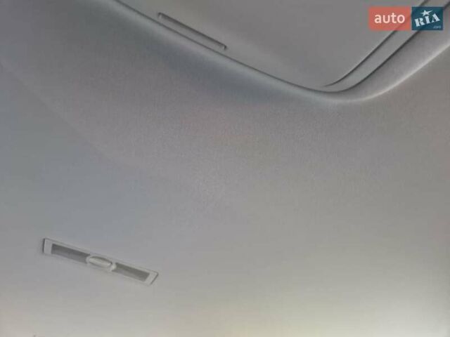 Серый Фольксваген Туран, объемом двигателя 1.97 л и пробегом 325 тыс. км за 14000 $, фото 11 на Automoto.ua