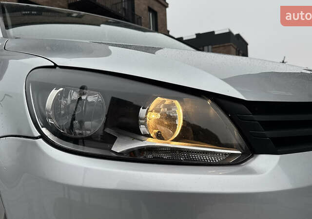 Сірий Фольксваген Туран, об'ємом двигуна 1.97 л та пробігом 200 тис. км за 11950 $, фото 7 на Automoto.ua