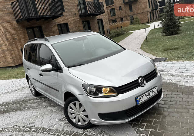 Сірий Фольксваген Туран, об'ємом двигуна 1.97 л та пробігом 200 тис. км за 11950 $, фото 3 на Automoto.ua