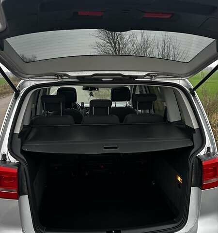 Сірий Фольксваген Туран, об'ємом двигуна 1.97 л та пробігом 318 тис. км за 9500 $, фото 14 на Automoto.ua