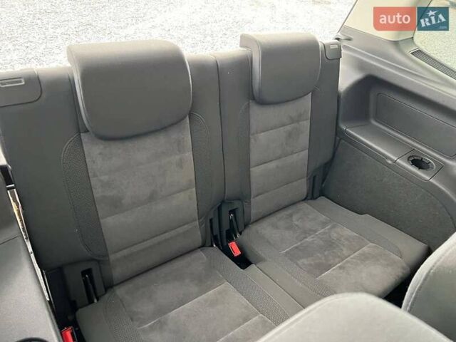 Сірий Фольксваген Туран, об'ємом двигуна 1.6 л та пробігом 269 тис. км за 10990 $, фото 43 на Automoto.ua