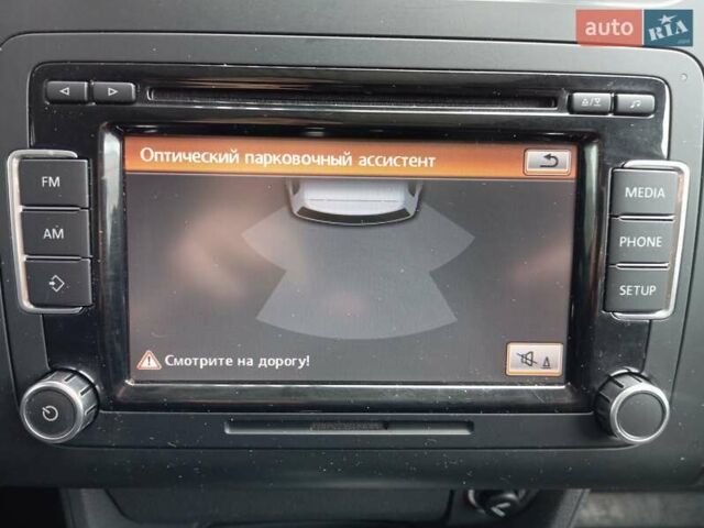 Серый Фольксваген Туран, объемом двигателя 1.39 л и пробегом 169 тыс. км за 11200 $, фото 20 на Automoto.ua