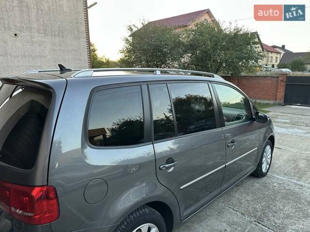 Сірий Фольксваген Туран, об'ємом двигуна 1.6 л та пробігом 232 тис. км за 11490 $, фото 55 на Automoto.ua