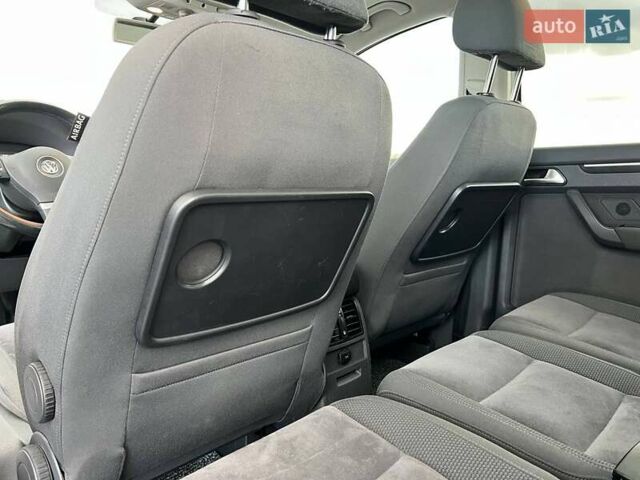 Сірий Фольксваген Туран, об'ємом двигуна 1.6 л та пробігом 269 тис. км за 10990 $, фото 38 на Automoto.ua