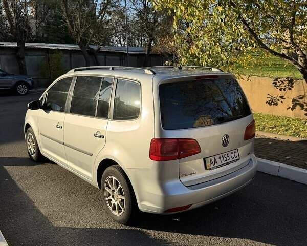 Сірий Фольксваген Туран, об'ємом двигуна 1.97 л та пробігом 592 тис. км за 12500 $, фото 5 на Automoto.ua