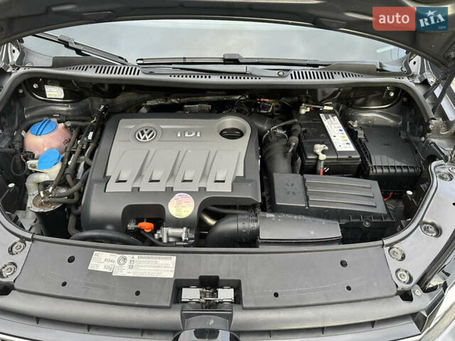 Сірий Фольксваген Туран, об'ємом двигуна 2 л та пробігом 224 тис. км за 12199 $, фото 139 на Automoto.ua