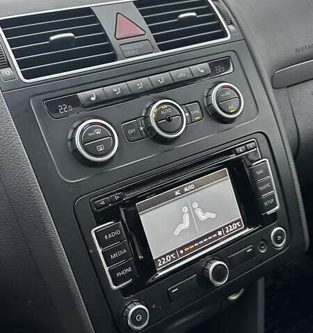 Сірий Фольксваген Туран, об'ємом двигуна 1.97 л та пробігом 318 тис. км за 9500 $, фото 10 на Automoto.ua