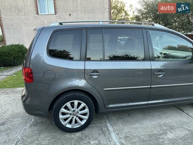 Сірий Фольксваген Туран, об'ємом двигуна 1.6 л та пробігом 232 тис. км за 11490 $, фото 24 на Automoto.ua