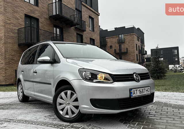 Сірий Фольксваген Туран, об'ємом двигуна 1.97 л та пробігом 200 тис. км за 11950 $, фото 1 на Automoto.ua