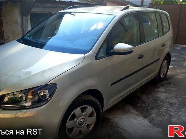 Сірий Фольксваген Туран, об'ємом двигуна 1.4 л та пробігом 200 тис. км за 12900 $, фото 7 на Automoto.ua