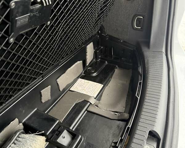 Сірий Фольксваген Туран, об'ємом двигуна 1.97 л та пробігом 304 тис. км за 10300 $, фото 14 на Automoto.ua