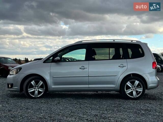 Сірий Фольксваген Туран, об'ємом двигуна 1.6 л та пробігом 269 тис. км за 10990 $, фото 3 на Automoto.ua