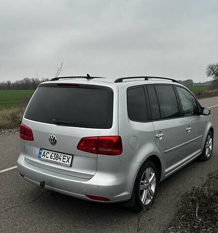 Сірий Фольксваген Туран, об'ємом двигуна 1.97 л та пробігом 318 тис. км за 9500 $, фото 4 на Automoto.ua