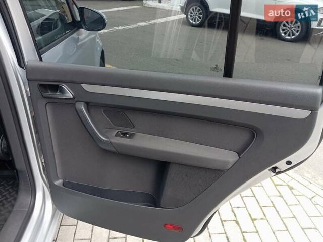 Серый Фольксваген Туран, объемом двигателя 1.39 л и пробегом 169 тыс. км за 11200 $, фото 27 на Automoto.ua