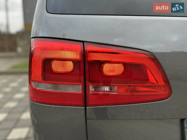 Сірий Фольксваген Туран, об'ємом двигуна 2 л та пробігом 224 тис. км за 12199 $, фото 67 на Automoto.ua