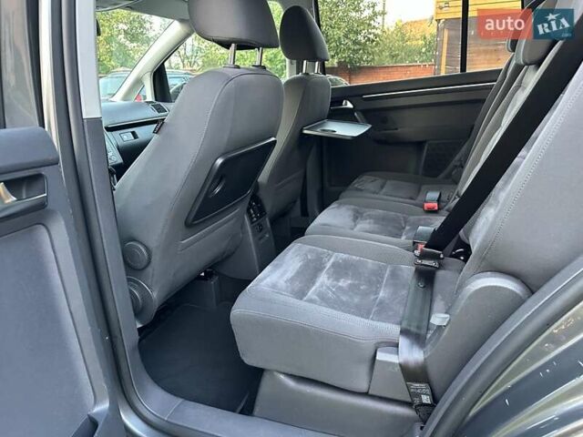 Сірий Фольксваген Туран, об'ємом двигуна 1.6 л та пробігом 232 тис. км за 11490 $, фото 43 на Automoto.ua