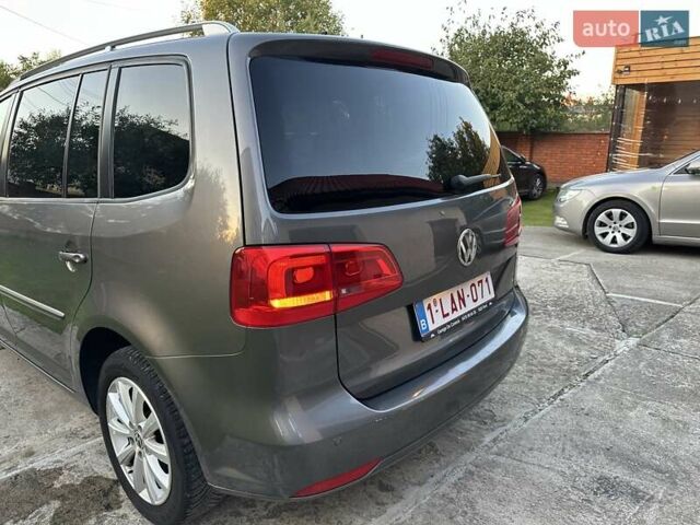 Сірий Фольксваген Туран, об'ємом двигуна 1.6 л та пробігом 232 тис. км за 11490 $, фото 22 на Automoto.ua