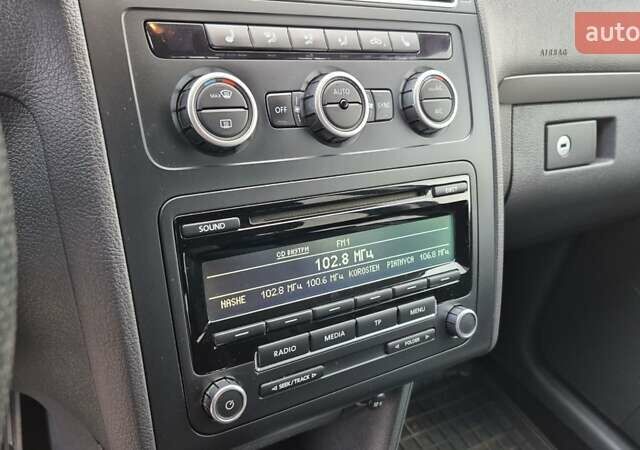 Серый Фольксваген Туран, объемом двигателя 1.6 л и пробегом 256 тыс. км за 8900 $, фото 30 на Automoto.ua