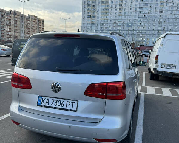 Сірий Фольксваген Туран, об'ємом двигуна 1.39 л та пробігом 206 тис. км за 10500 $, фото 4 на Automoto.ua