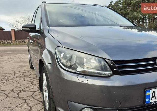 Серый Фольксваген Туран, объемом двигателя 1.6 л и пробегом 256 тыс. км за 8900 $, фото 22 на Automoto.ua